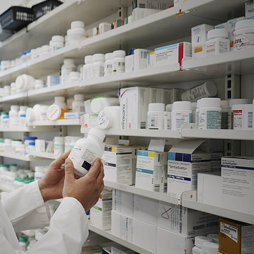 services pharmacie classique médicament pharmacie du Champ de Mars à Paris